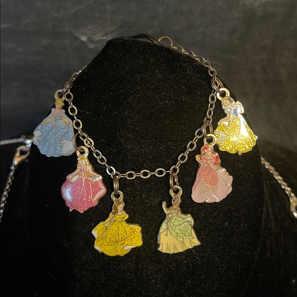 Princess Charm Bracelet vintage Disney 6 charms